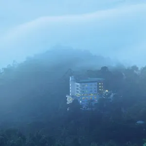 https://orchid-highlands-munnar.kerala-hotels.net